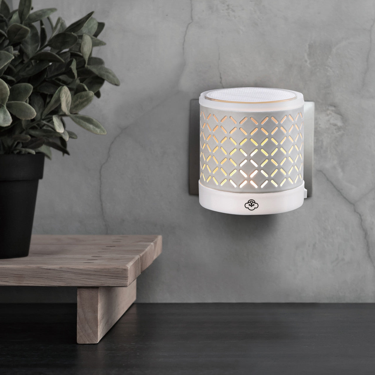 White Plug-In Wax Warmer